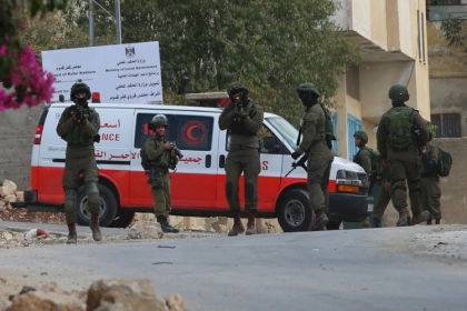 اصابات خلال مواجهات مع الاحتلال في أماكن متفرقة بالضفة الغربية