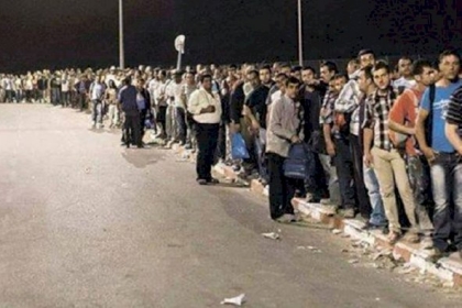 في يومه العالمي.. العامل الفلسطيني  فقر ومعاناة مستمرة بين انقسام وحصار وكورونا ووعودات لا تتحقق