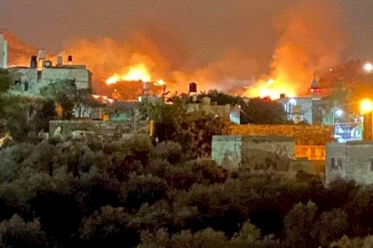 مستوطنون يحرقون أراضي زراعية ويعتدون على المواطنين في نابلس