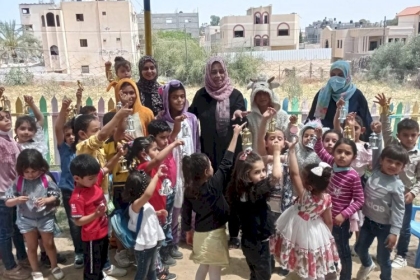 بالصور: مجلس المرأة  بمحافظة خانيونس ينظم نشاط ترفيهي بعنوان  " بسمة فرح " 