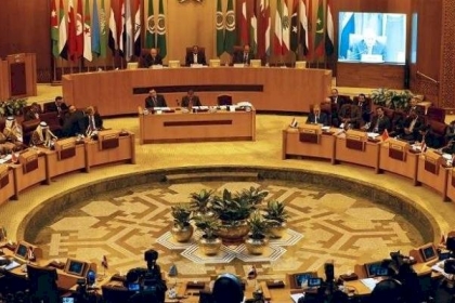 الجامعة العربية تدعو المجتمع الدولي للضغط نحو تحقيق حل الدولتين