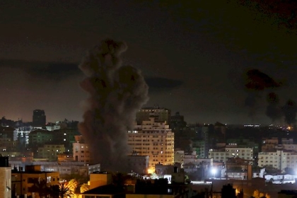 غارات إسرائيلية على قطاع غزة