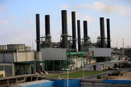 شركة توزيع الكهرباء بغزة  تباشر تنفيذ حملة واسعة لإزالة التعديات وضبط المخالفات