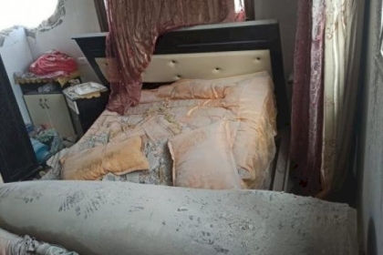 بالصور.. هندسة المتفجرات تزيل خطر قنبلة متفجرة جنوب قطاع غزة