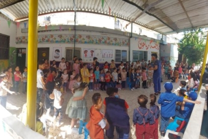 لجنة رياض الأطفال بمجلس المرأة بمحافظة الشمال  تنفذ مبادرة بعنوان   مستمرون بالحياة