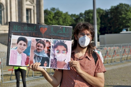 بالصور.. وقفة احتجاجية ضد مقتل الأطفال الفلسطينيين بفعل الغارات الجوية الإسرائيلية