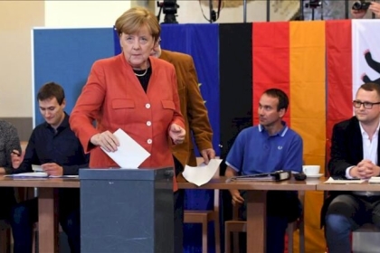 حزب ميركل يفوز في انتخابات «ساكسونيا أنهالت» بفارق كبير