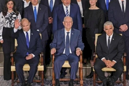 بينيت يعلن تشكيلة المجلس الوزاري المصغّر "الكابينت ويضمّ 12 عضوًا