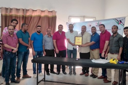 بدعم من النائب دحلان: منح للأندية الرياضية في محافظة شمال غزة