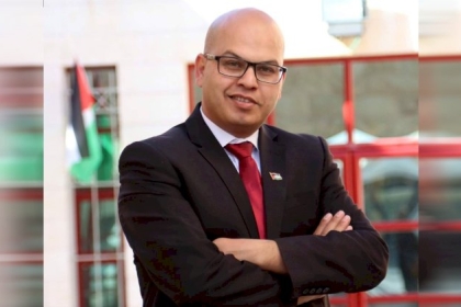 المحامي الفلسطيني فريد الأطرش يعلن الإضراب عن الطعام