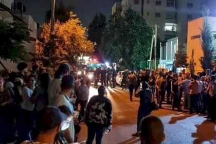 على خلفية اعتداء الأجهزة الأمنية عليهم.. نقابة الصحفيين تدعو الصحفيين للاعتصام أمام مقرات عملهم اليوم