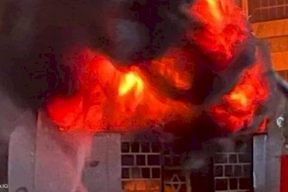 مصرع نحو 54 شخصا في حريق مركز لمصابي كورونا جنوبي العراق