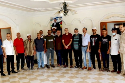 مجلس العمال في حركة فتح يكرم مجموعة من العمال ببلدية الشوكة بمحافظة رفح