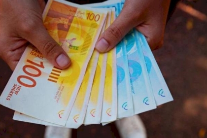 أسعار صرف العملات اليوم في فلسطين