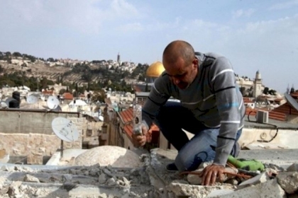 الاحتلال يجبر مقدسياً على هدم منزله ذاتياً