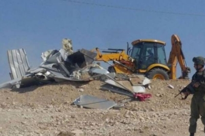 بيت لحم: الاحتلال يخطر بهدم غرفة زراعية وخزان مياه