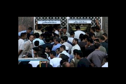 مالية رام الله لم تُبدي أي سبب .. تأخير صرف رواتب المتقاعدين العسكريين يثير  موجة غضب