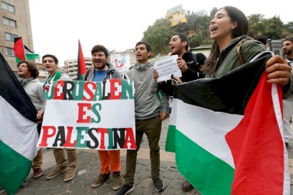 46 منظمة بريطانية تُطالب بحق البريطانيين في مقاطعة "إسرائيل"