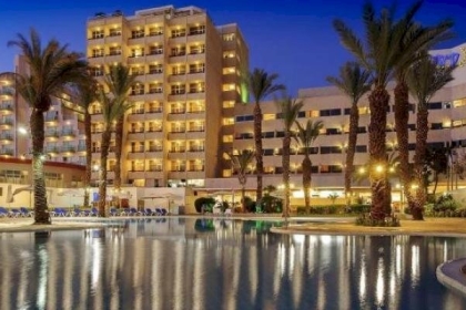 بالصور انفجار داخل فندق في مدينة ايلات جنوب ''إسرائيل''