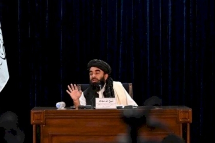 طالبان تشكل حكومة لتصريف الأعمال بأفغانستان