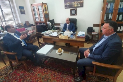 وفد إعلامي فلسطيني يطلع مسؤولين بالجامعة العربية على انتهاكات الاحتلال بحق الإعلام