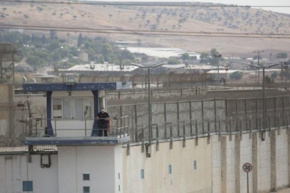 سيرأسها قاضي متقاعد..إسرائيل تعلن أعضاء لجنة تقصي الحقائق في فرار أسرى جلبوع الستة