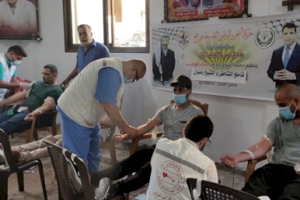مجلس العمال بمحافظة غزة يواصل حملة التبرع بالدم