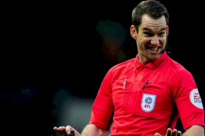 الأسترالي جاريد جيليت يكتب التاريخ في الدوري الإنجليزي