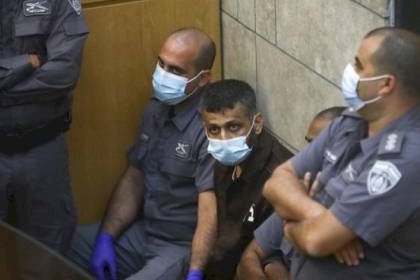 الأسير محمد العارضة يعلق إضرابه بعد تحسين بعض متطلباته الحياتيه في زنازين "عسقلان"