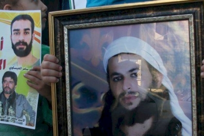 الأسير المقدسي ضياء مطر يدخل عامه (15) في سجون الاحتلال