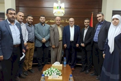 نقابة الموظفين في قطاع غزة تنشر نتائج اجتماعها مع رئيس متابعة العمل الحكومي