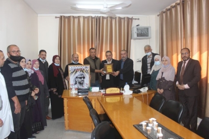 حركة فتح بمحافظة الشمال تنظم زيارة للمرضى بمستشفى شهداء بيت حانون