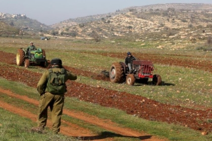 الاحتلال يستهدف الأراضي الزراعية شرق خان يونس