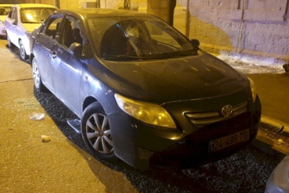 نابلس: إصابة 6 مواطنين وتحطيم 15 مركبة خلال مواجهات مع المستوطنين