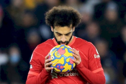 ليفربول يحتج على معاملة صلاح بطريقة غير عادلة