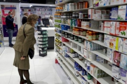 سي بي إس: محاكمة شركة أدوية إسرائيلية إثر تورطها بوفاة آلاف الأمريكيين