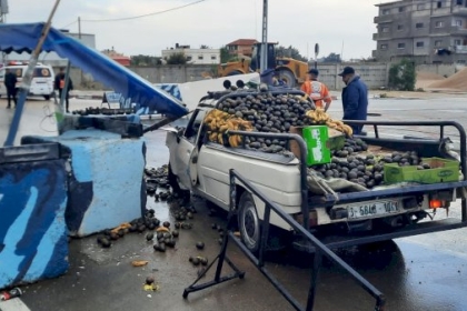 بالصور: إصابة إثر حادث سير في خانيونس