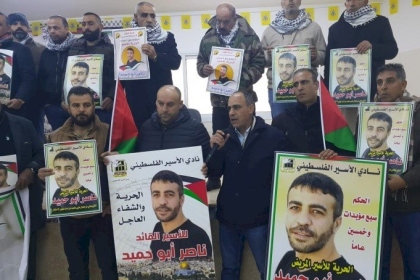 "هيئة الأسرى": حالة الأسير ناصر أبو حميد دخلت منحنى خطيرا جدا