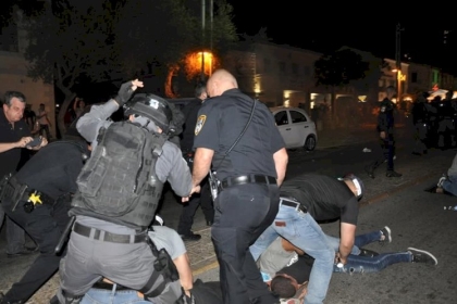 تظاهرة في حيفا ومسيرة بأم الفحم تنديدًا باعتداءات الاحتلال بالقدس