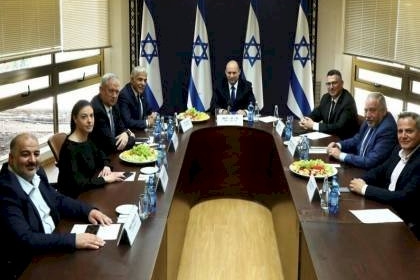 كان العبرية: أزمة جديدة تنتظر الائتلاف الحكومي الإسرائيلي