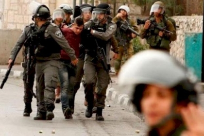 الاحتلال يعتقل شابا وفتاة من القدس