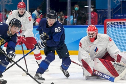 منتخب روسيا للهوكي يكتفي بالميدالية الفضية في أولمبياد بكين