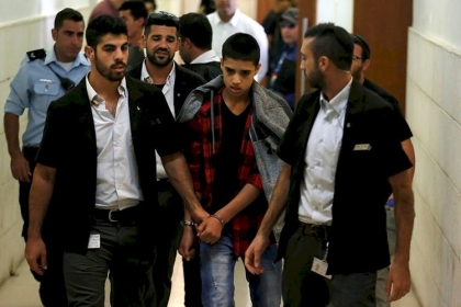 للنظر بتمديد أمر عزله الانفراديّ.. جلسة جديدة تُعقد للأسير أحمد مناصرة غداً