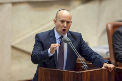 بينيت: "إسرائيل" انتقلت إلى حالة الهجوم ضد الفلسطينيين
