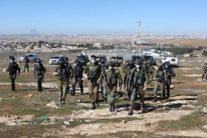 الاحتلال يستولي على مركبات وجرارات زراعية في الأغوار