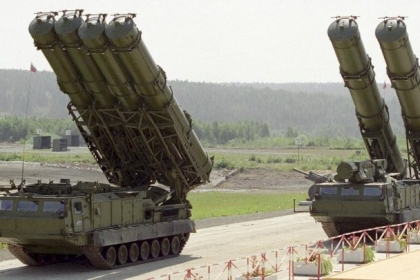 قلق إسرائيلي كبير من استخدام S-300 فوق سوريا