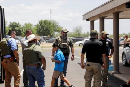 إطلاق نار بمدرسة في تكساس.. 21 قتيلا وكشف هوية المنفذ