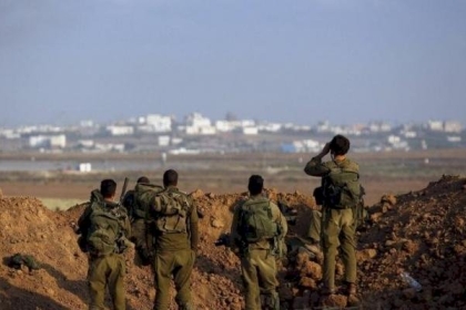 الإعلام العبري: الاحتلال يبحث عن سلاح مفقود لأحد جنوده جنوب الأراضي المحتلة