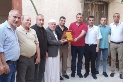 وفد قيادي من حركة فتح بساحة غزة يهنئ د. محمد دردونه بالفوز عن قائمة المستقبل في نقابة الصيادلة