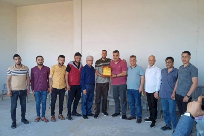 حركة فتح بمحافظة رفح تُهنئ الأسير المحرر شاكر أبو مور بمناسبة الإفراج عنه بعد اعتقال دام 15عاماً